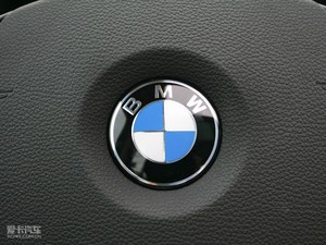2010款sDrive 18i 中控区