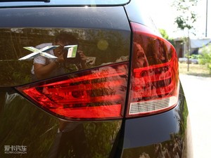 2010款xDrive 25i 尾灯