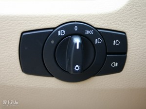 2010xDrive 25i п؅^(q)