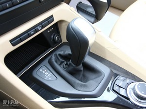2010款xDrive 25i 换挡杆