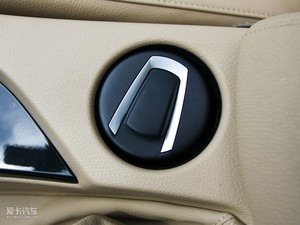 2010xDrive 25i п؅^(q)