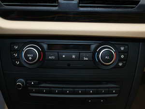 2010xDrive 28i п؅^