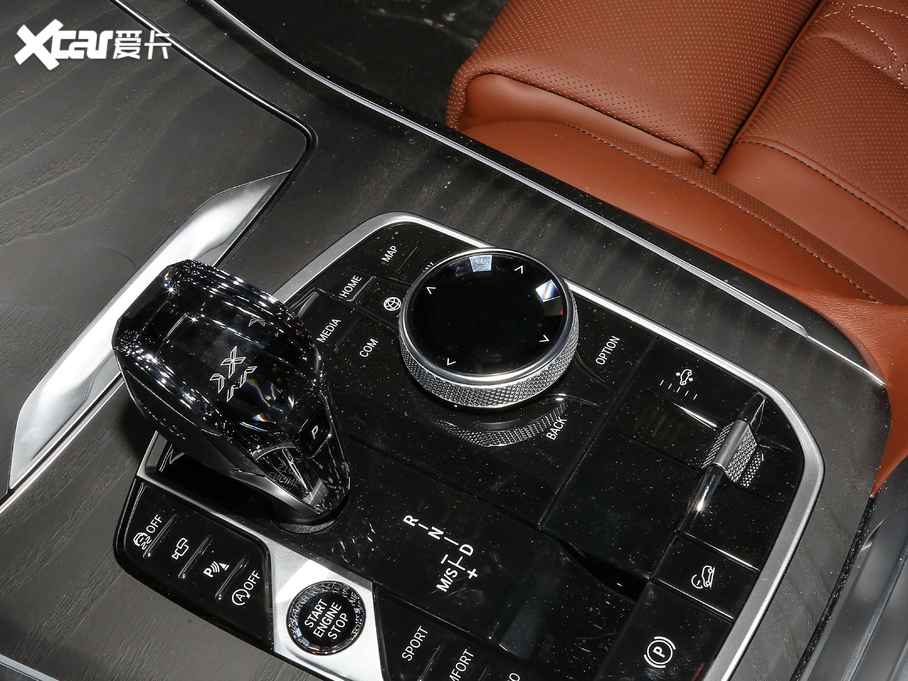 2020RX7 xDrive40i  M\(yn)(dng)b