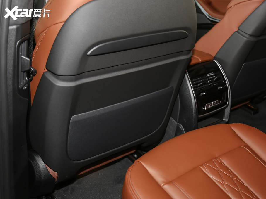 2020RX7 xDrive40i  M\b