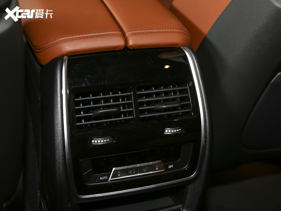 2020RX7 xDrive40i  M\(yn)(dng)b