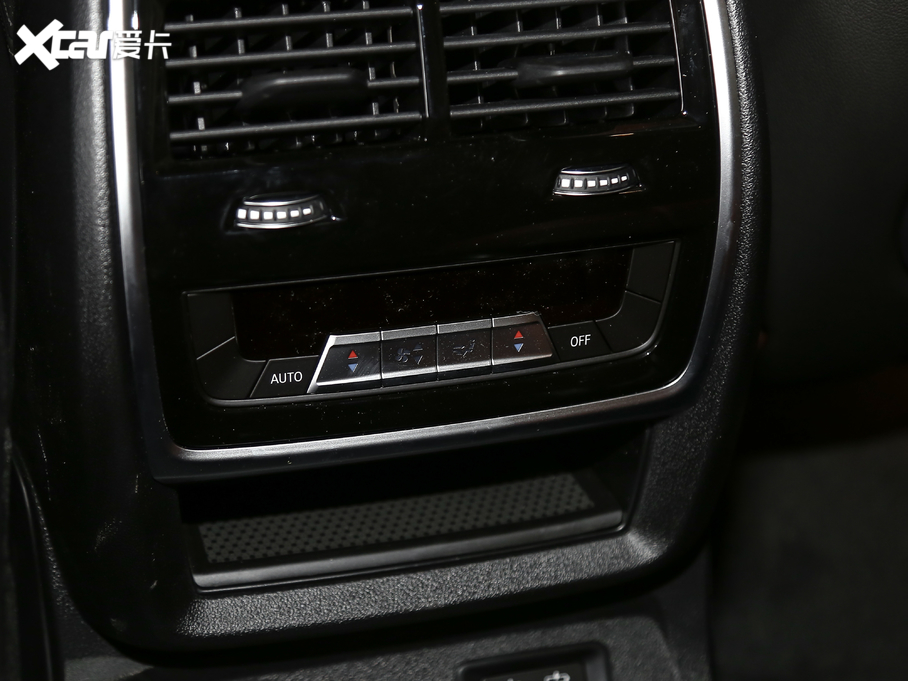 2020RX7 xDrive40i  M\(yn)(dng)b