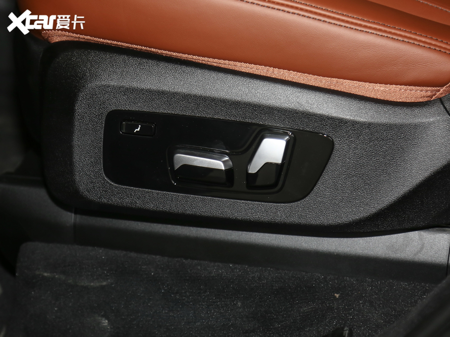 2020RX7 xDrive40i  M\(yn)(dng)b