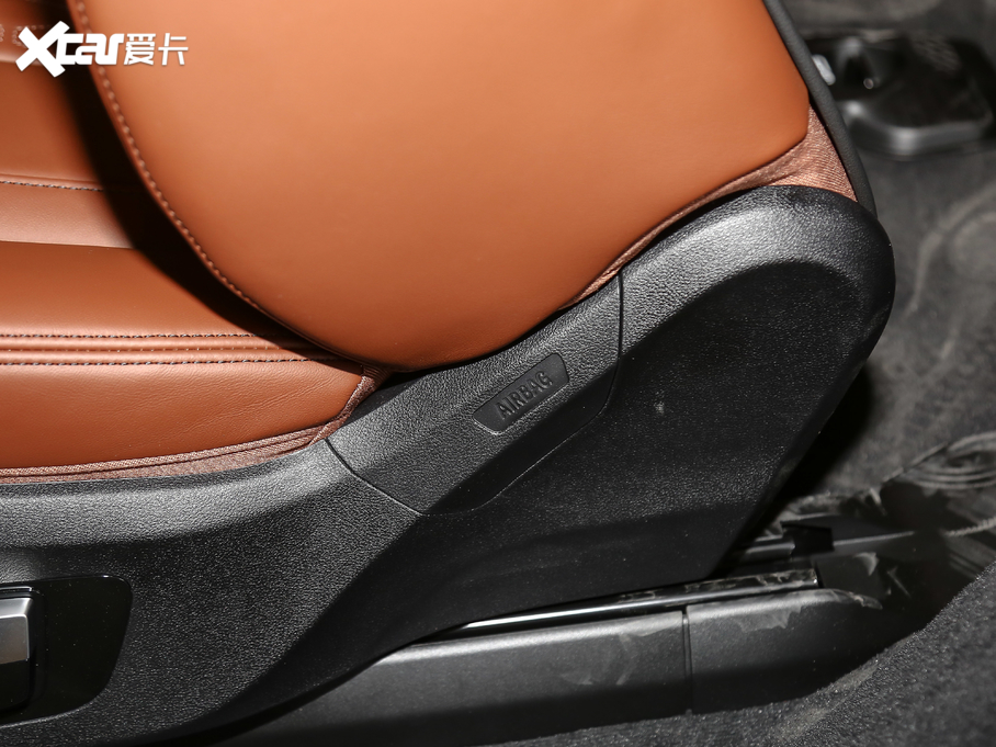 2020RX7 xDrive40i  M\b