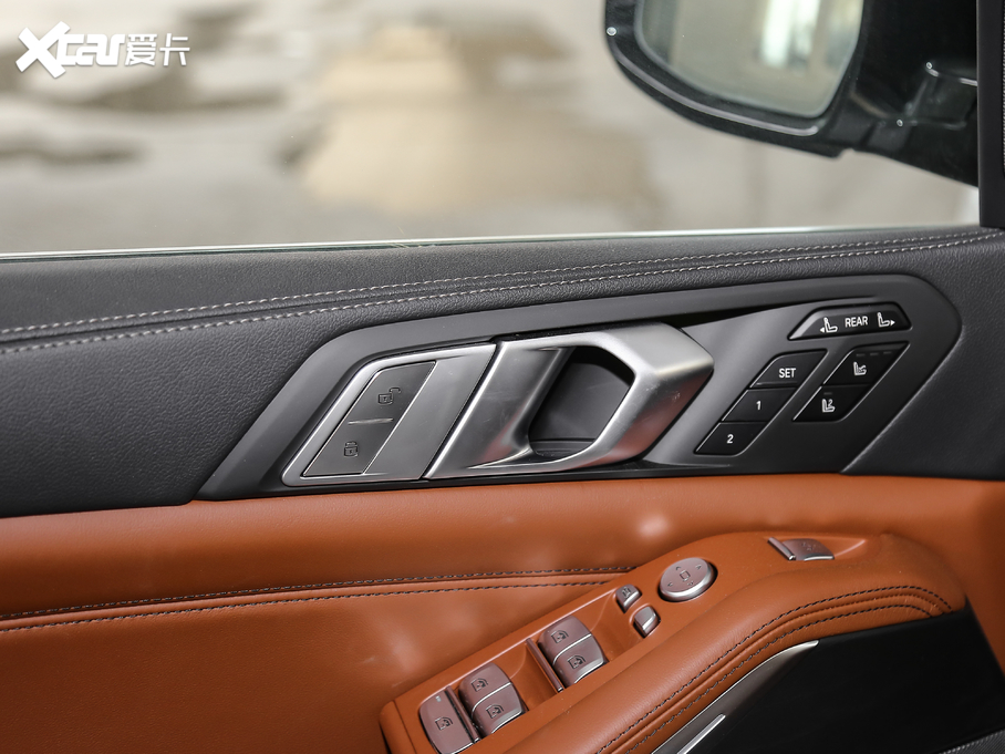 2020RX7 xDrive40i  M\b