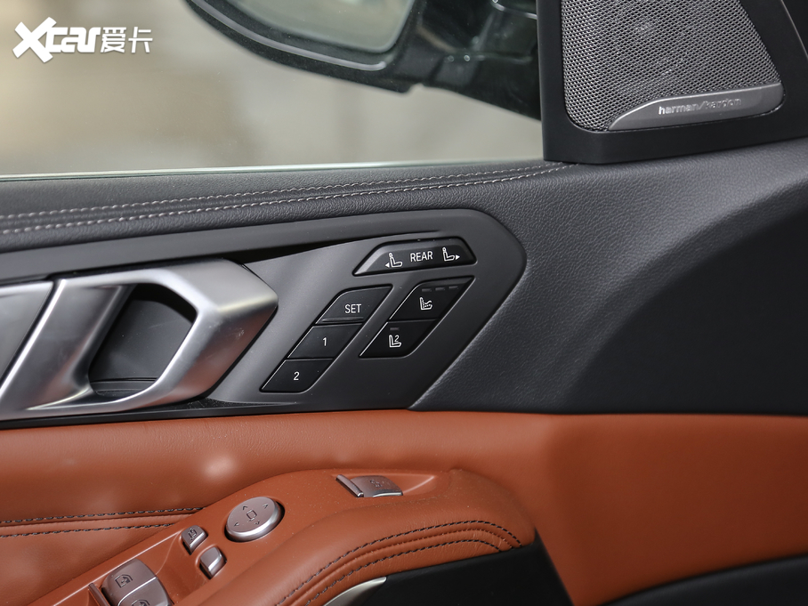 2020RX7 xDrive40i  M\b