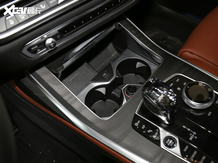 2020RX7 xDrive40i  M\b