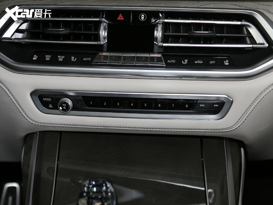 2020RX7 xDrive40i  M\b