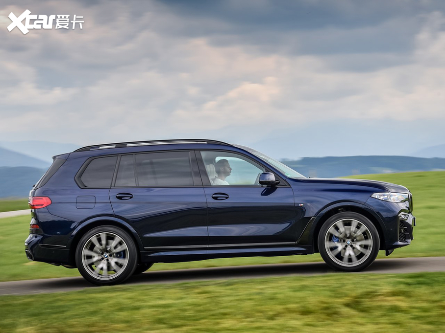 2020RX7 xDrive M50i