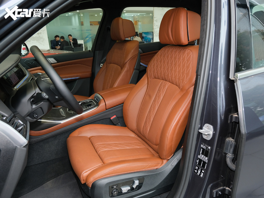 2020RX7 xDrive40i  Ab