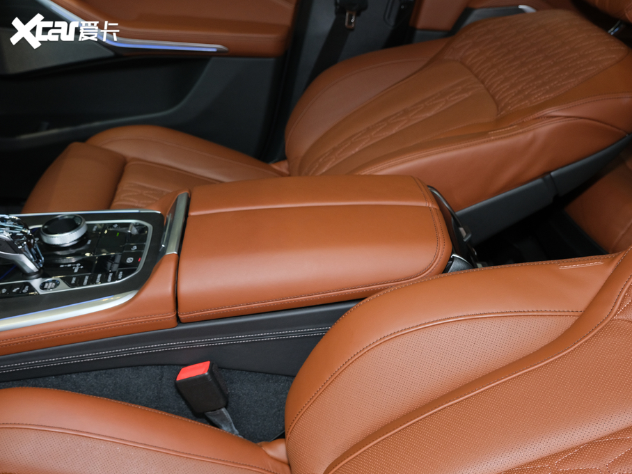 2020RX7 xDrive40i  Ab