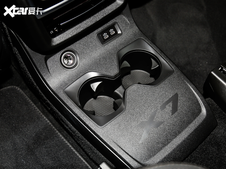 2020RX7 xDrive M50i xҹذ