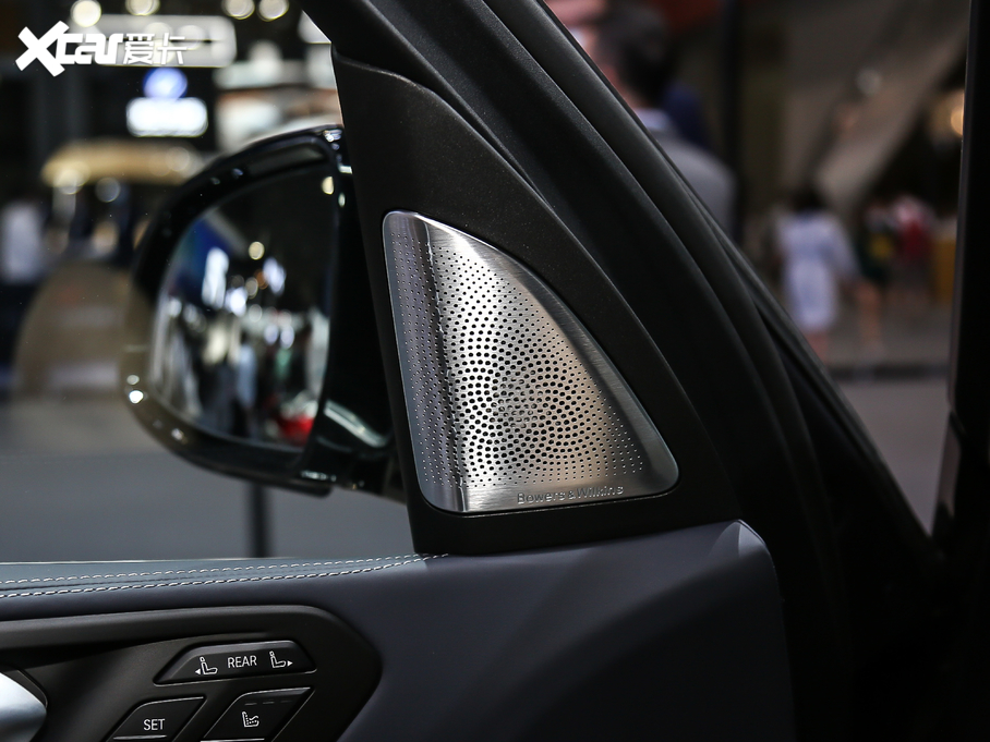 2020RX7 xDrive M50i xҹذ