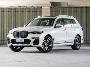 2020xDrive40i  M\b ǰ45