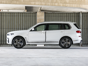 2020xDrive40i  M\b ȣ