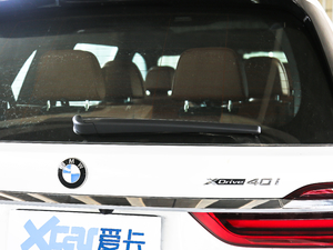 2020xDrive40i  M\b ^