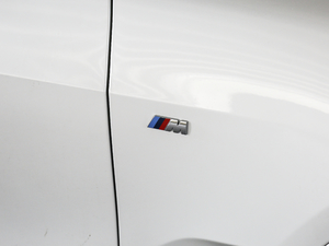 2020xDrive40i  M\b ^