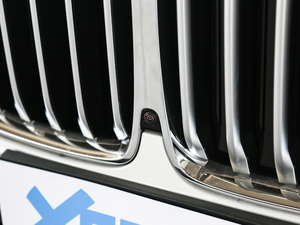 2020xDrive40i  M\b ^