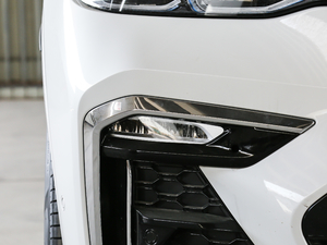 2020xDrive40i  M\b ^