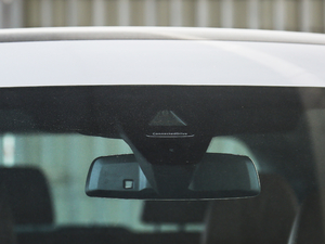 2020xDrive40i  M\b ^