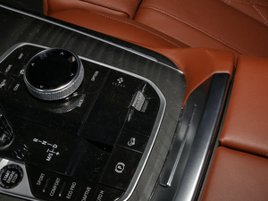 2020xDrive40i  M\(yn)b п؅^(q)