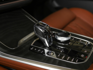 2020xDrive40i  M\b QU