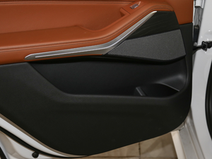 2020xDrive40i  M\b g