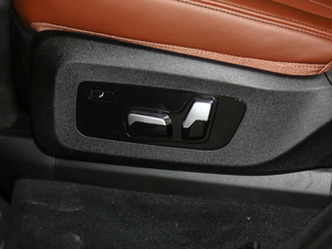 2020xDrive40i  M\b g