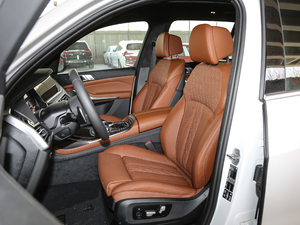 2020xDrive40i  M\b {