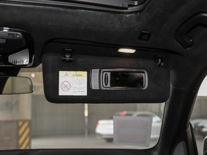 2020xDrive40i  M\b g