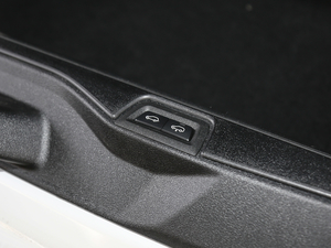 2020xDrive40i  M\b g