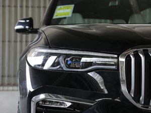 2020xDrive40i  M\b (x)(ji)^