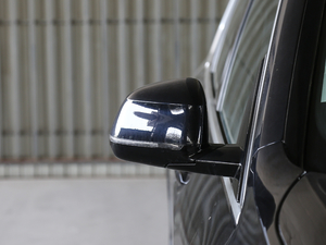 2020xDrive40i  M\b (x)(ji)^