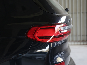 2020xDrive40i  M\(yn)b (x)(ji)^