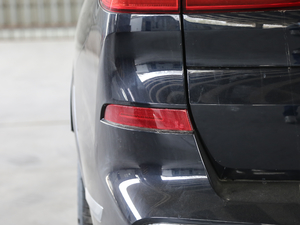 2020xDrive40i  M\b ^