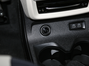 2020xDrive40i  M\(yn)b g