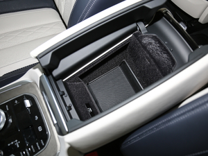 2020xDrive40i  M\(yn)(dng)b g