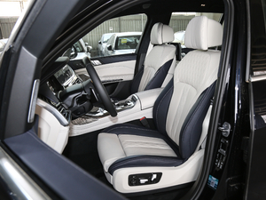 2020xDrive40i  M\b {