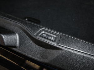 2020xDrive40i  M\b g