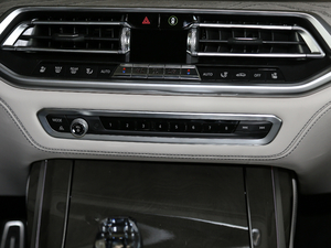 2020xDrive40i  M\b п؅^