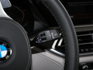 2020xDrive40i  M\b п؅^