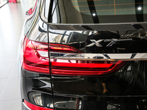 2020xDrive40i I Ab ^