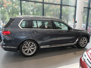 2020xDrive40i  Ab w^