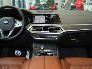 2020xDrive40i  Ab п_