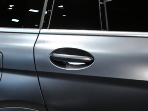 2020xDrive M50i xҹذ ^