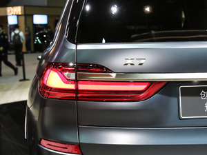 2020xDrive M50i xҹذ (ji)^